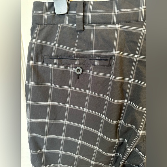 Nike Dri Fit Flat Front Plaid Golf Shorts Men’s Size 36 - Picture 5 of 6